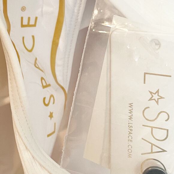 L*space Ribbed Float on One Piece Swimsuit White Size M NWT - Picture 5 of 10